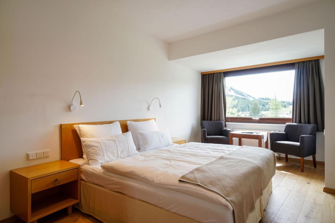 Hotel Berghof Seefeld in Tirol Eksteriør bilde